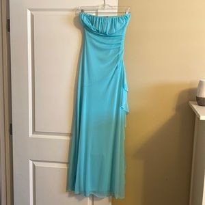 Le Chateau turquoise strapless dress